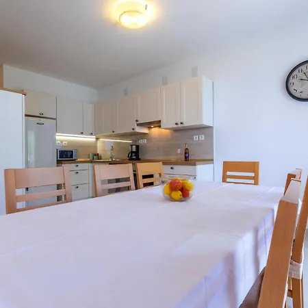 Pet Friendly In With House Sea View Holiday home Dugi Rat