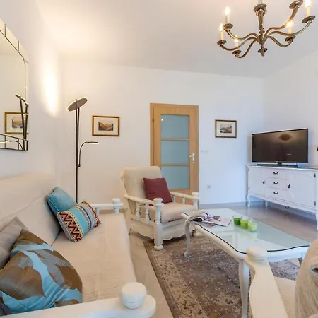 Pet Friendly In With House Sea View Holiday home Dugi Rat