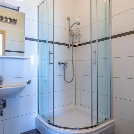 Pet Friendly In With House Sea View